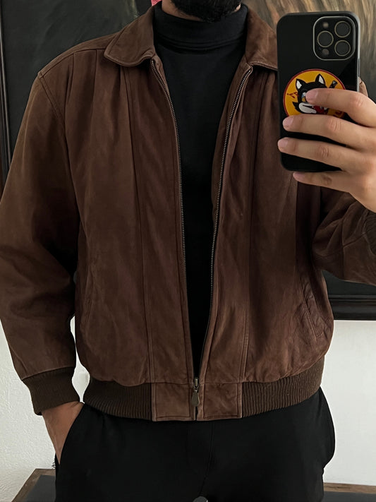 Chamarra de piel Vintage de los 90´s 🤌
Talla M
