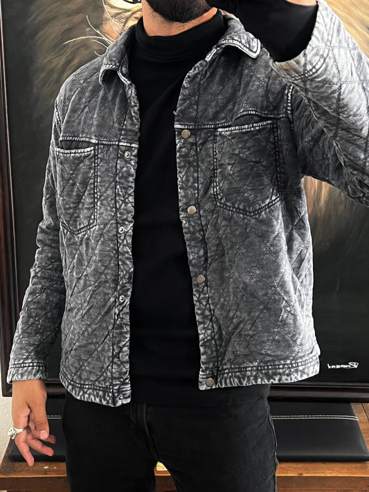 Jacket estilo grunge (desgastado) talla M