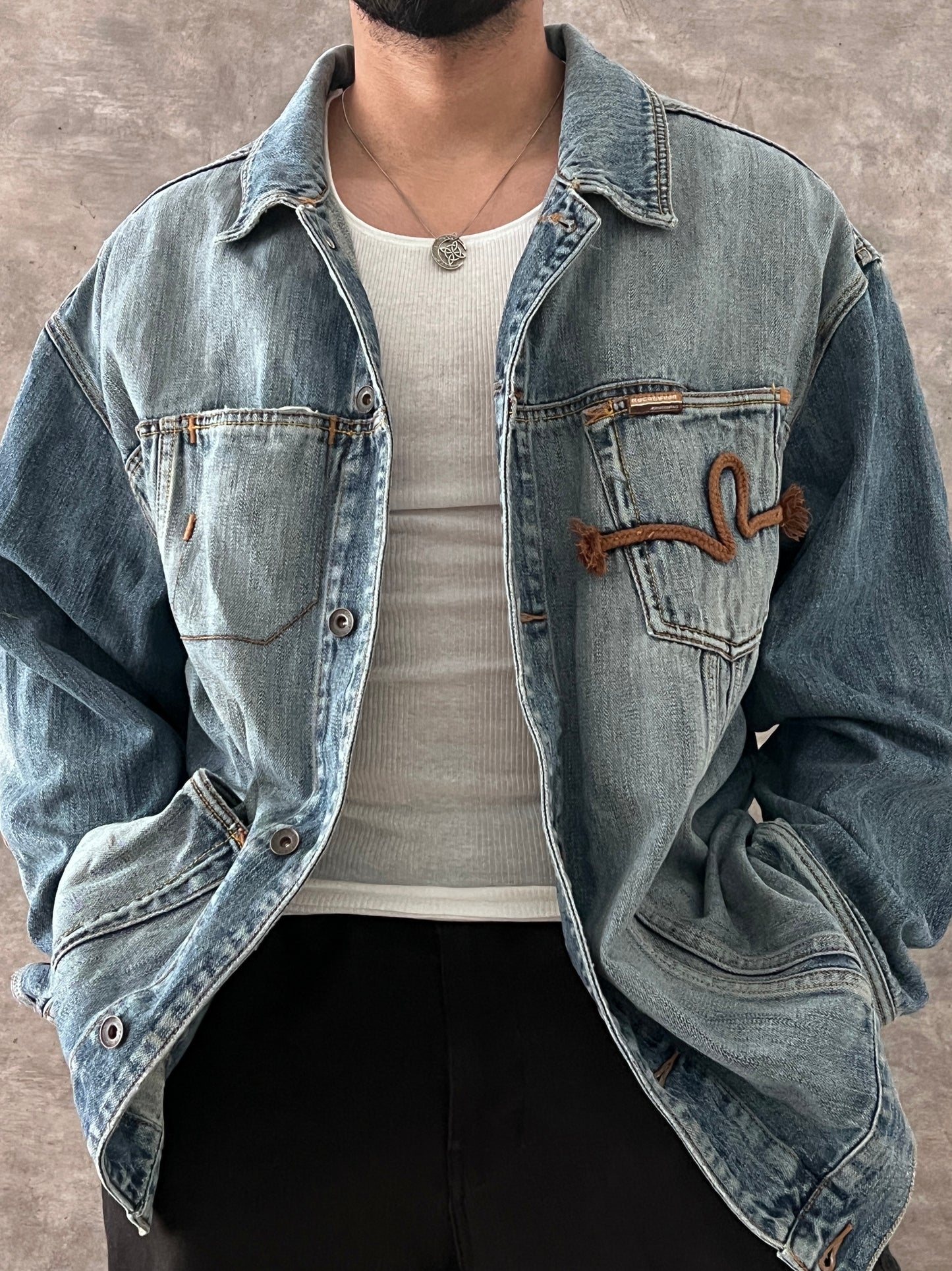 COWBOY DENIM JACKET (XL)