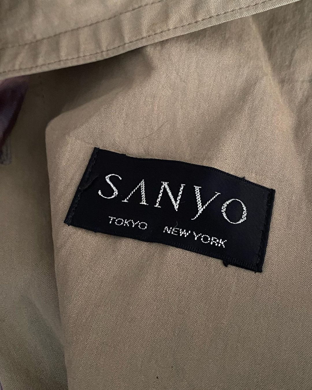 Gabardina Talla L (44R)