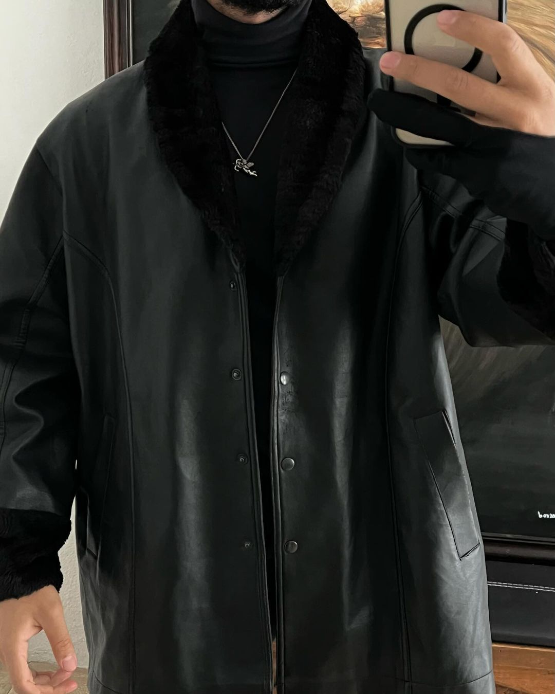 Cazadora de piel sintética