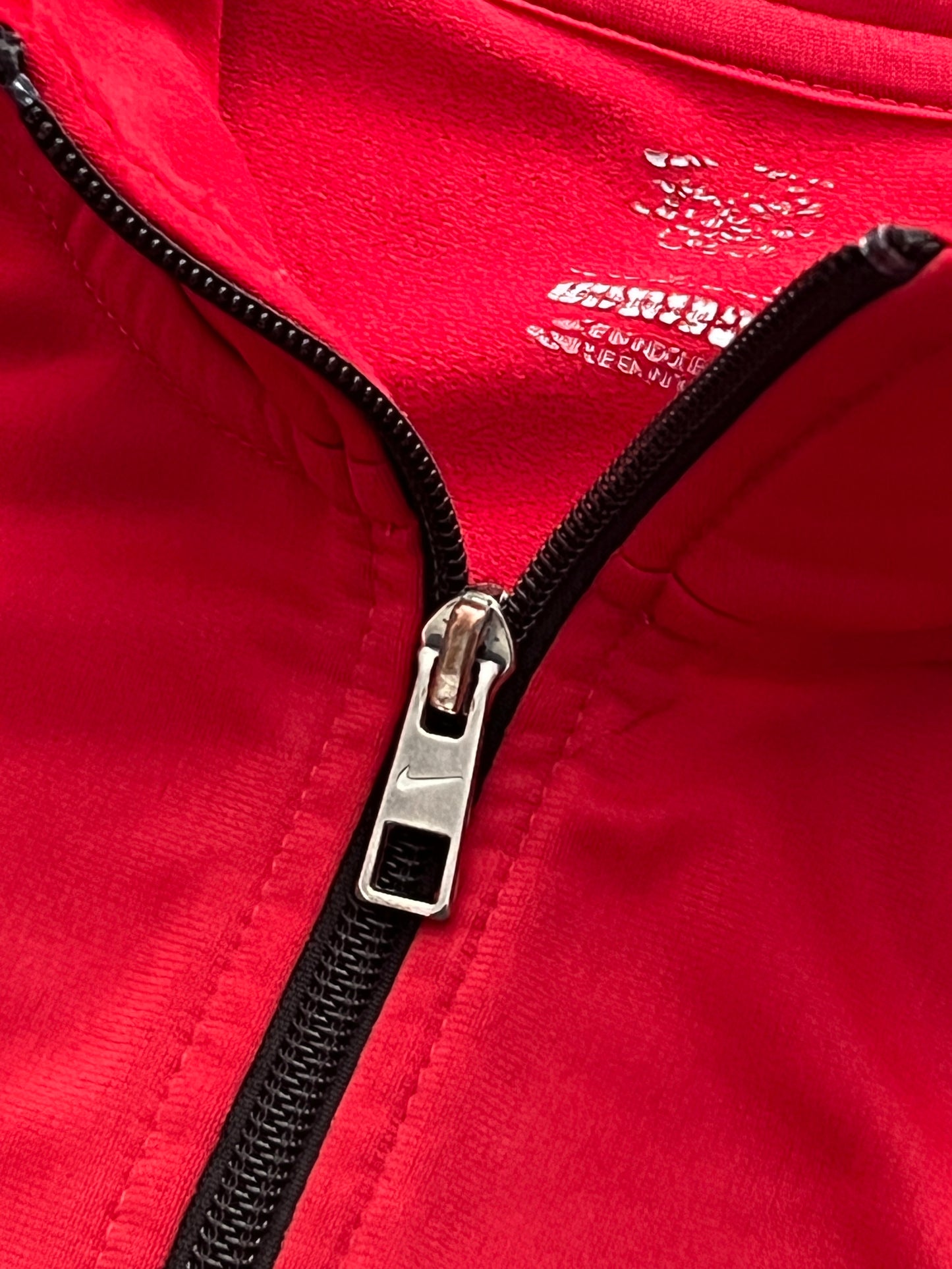 SUDADERA NIKE RED (L)