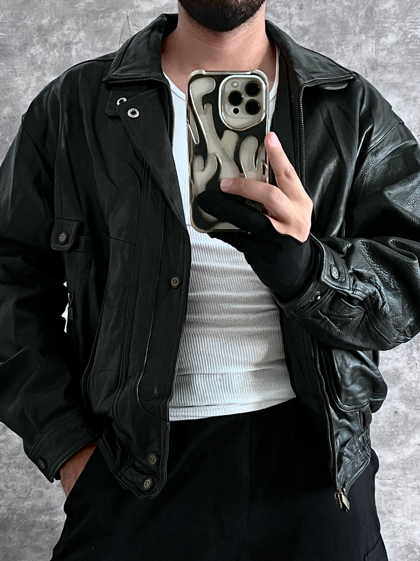 BOMBER LEATHER JACKET (M/L)