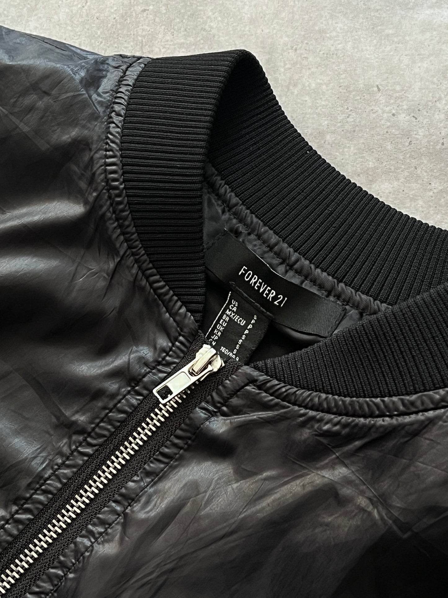 BLACK JACKET F21 (S)
