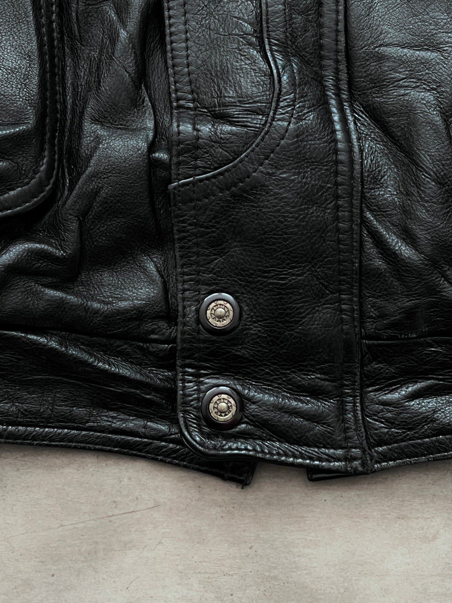 BOMBER LEATHER JACKET (M/L)