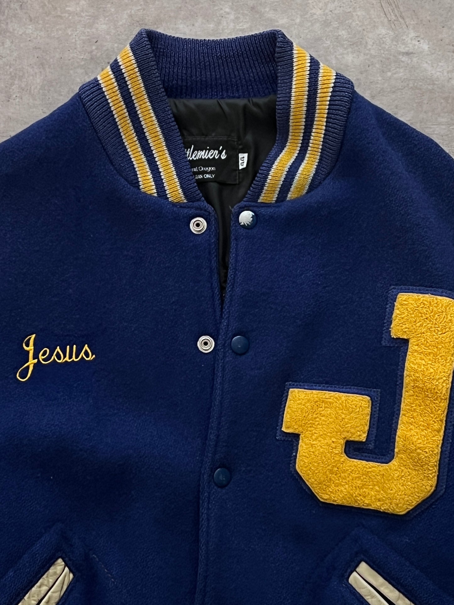 BOMBER JACKET (L)