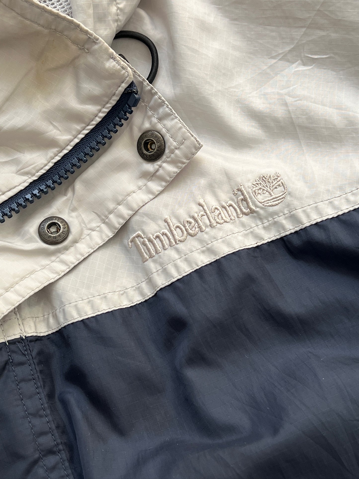 Windbreaker Timberland 😼
Talla L