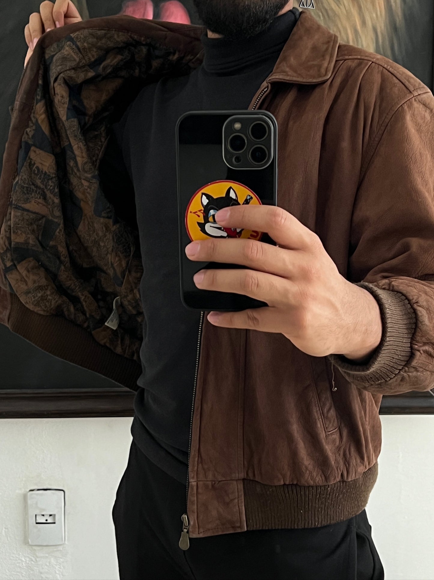 Chamarra de piel Vintage de los 90´s 🤌
Talla M