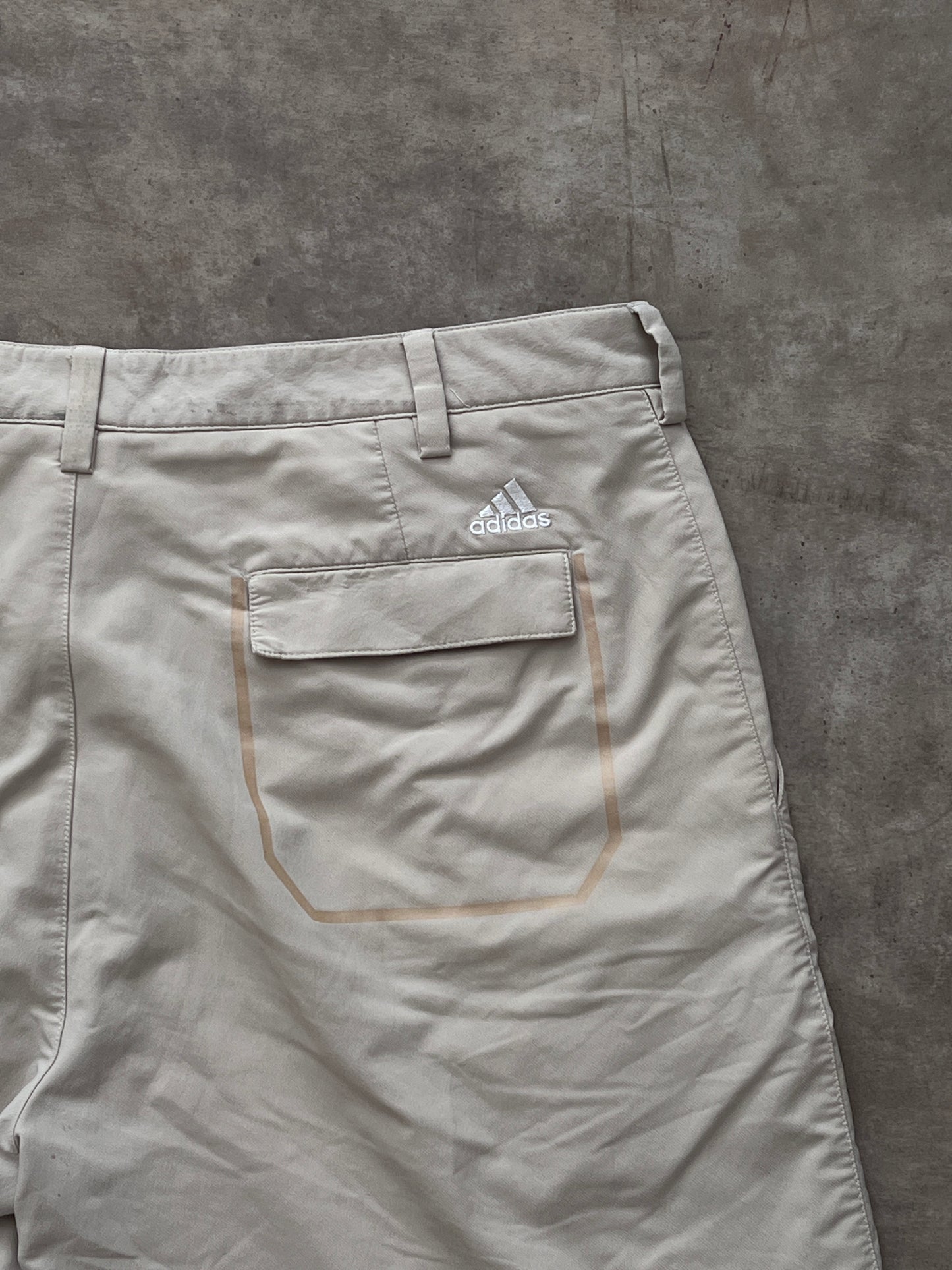 SHORT ADIDAS (36)