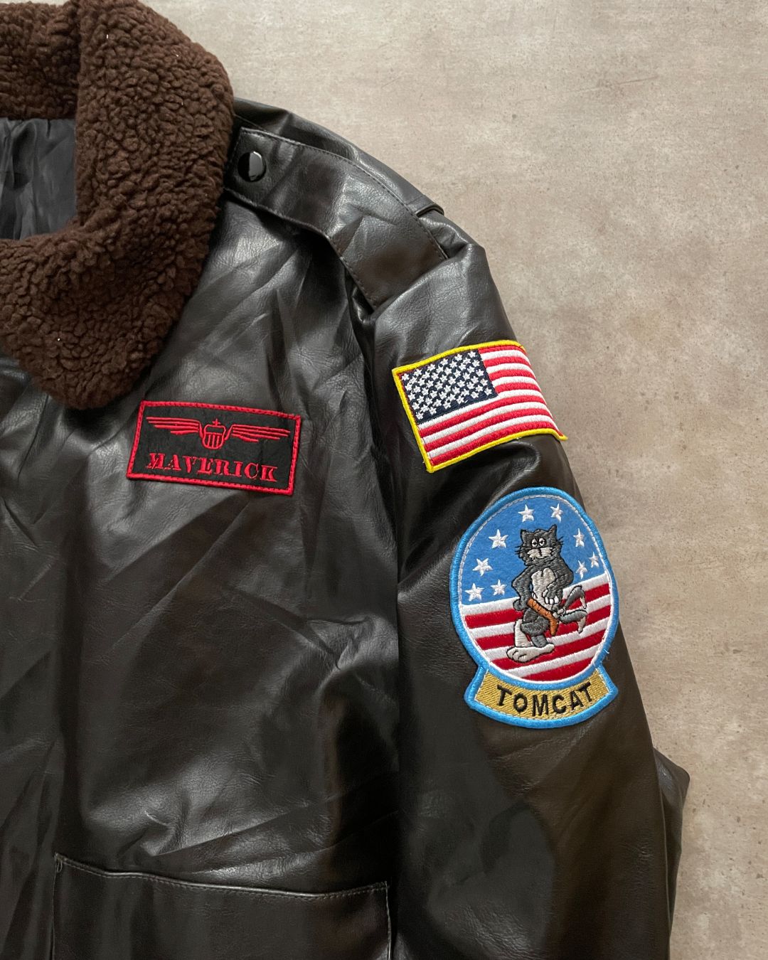 BOMBER LEATHER JACKET ( XL)