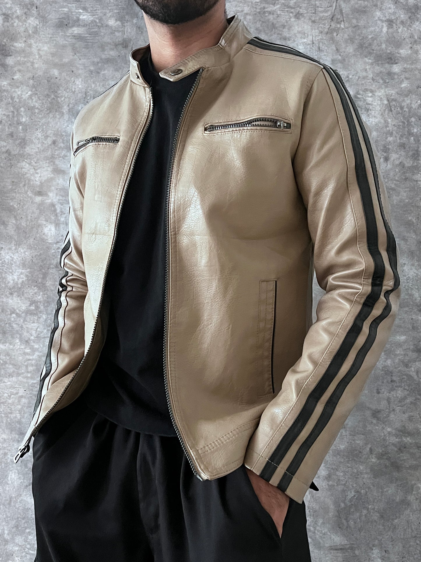 FAUX LEATHER JACKET (S)