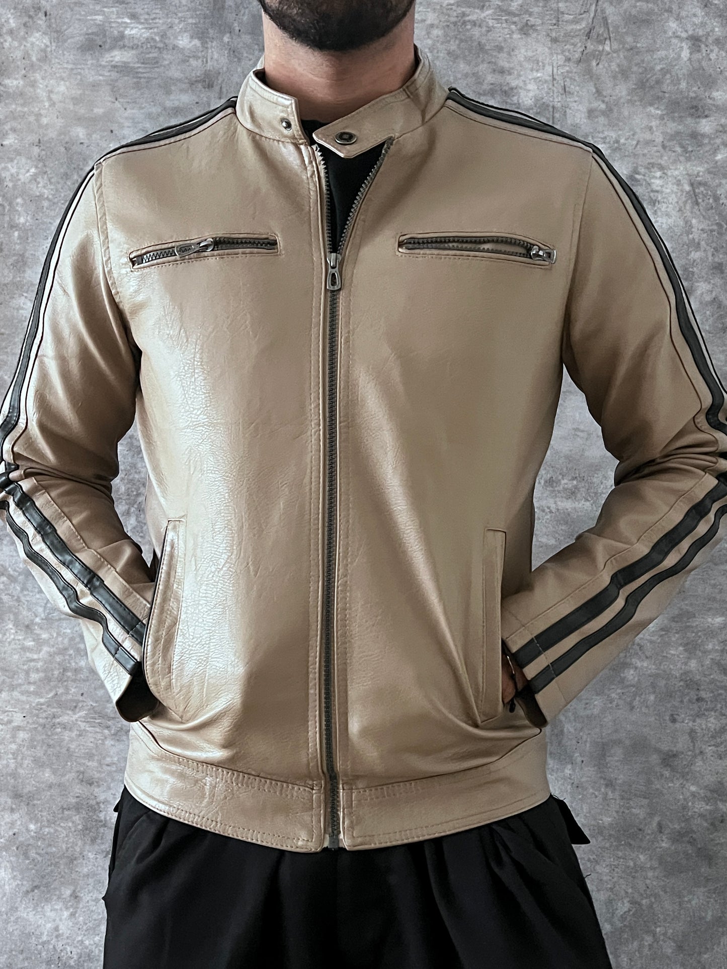 FAUX LEATHER JACKET (S)