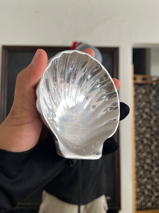 Concha Plateada Vintage