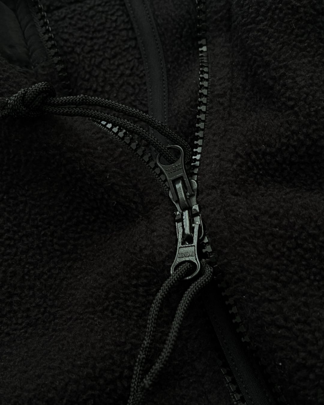 BLACK JACKET DOUBLE (L)