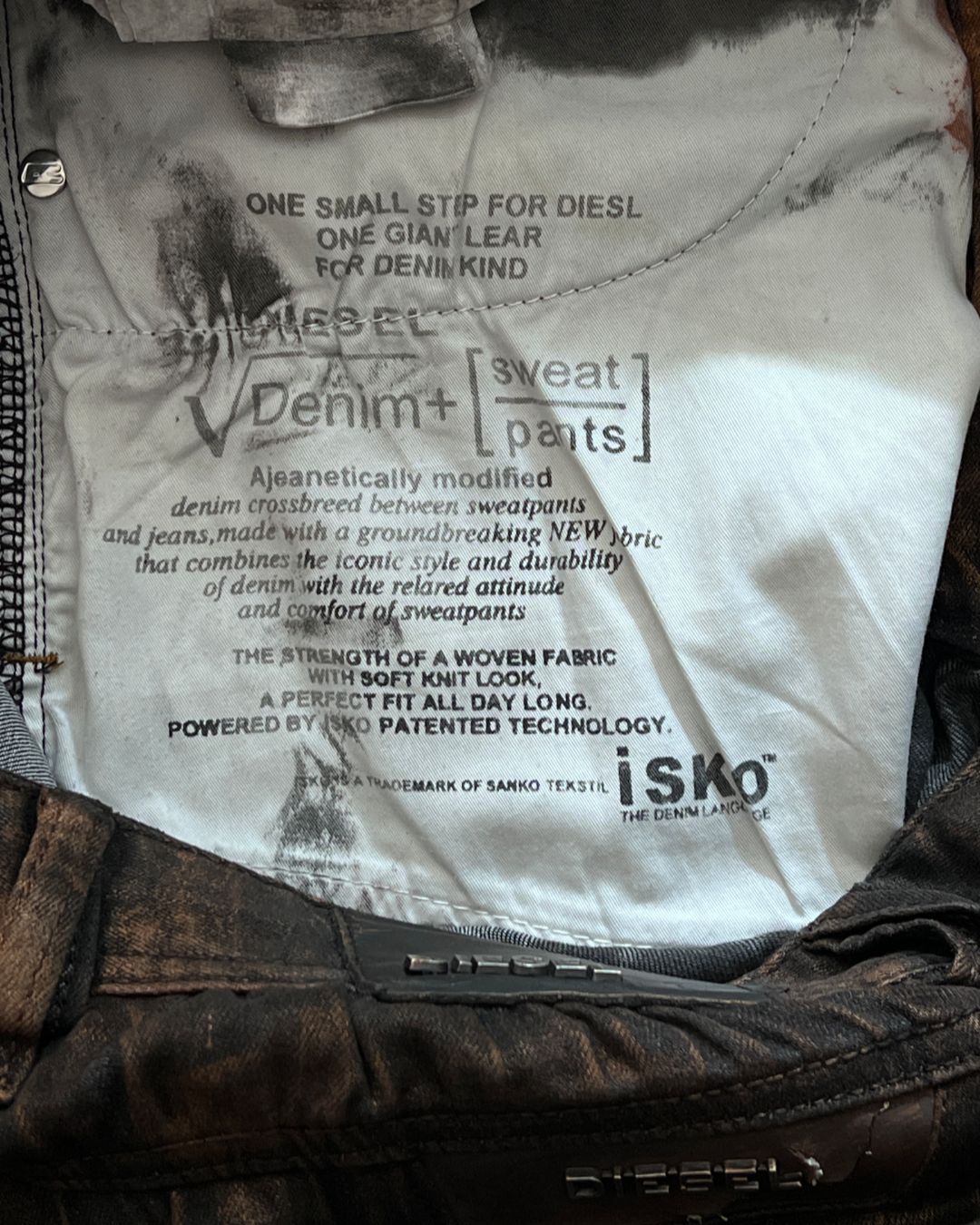 DIESEL INDUSTRIAL JEANS (33X32)