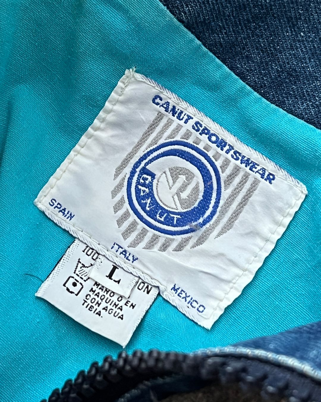 DISTRESSED DENIM JACKT (L)