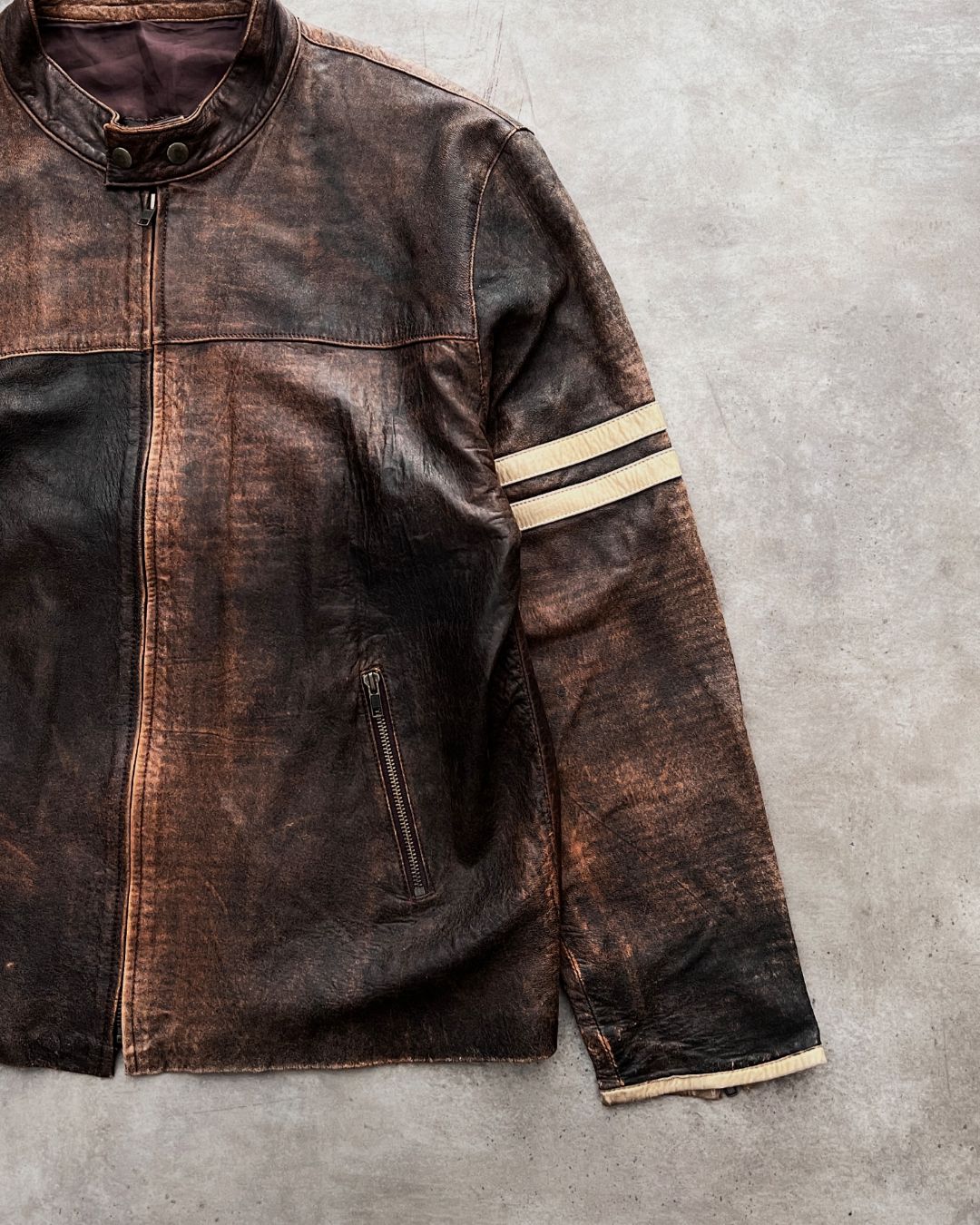 RARE LEATHER JACKET (L)