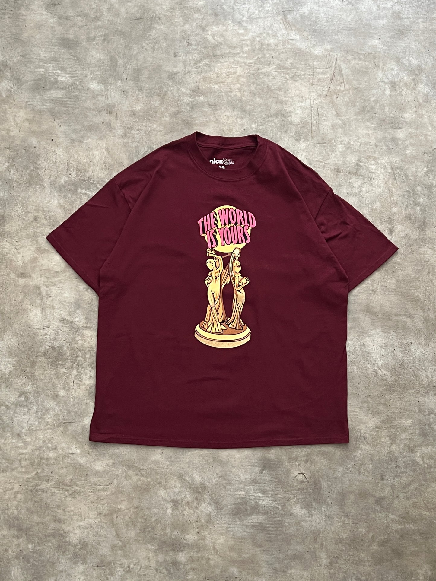 Tee The World Is Yours (XL)