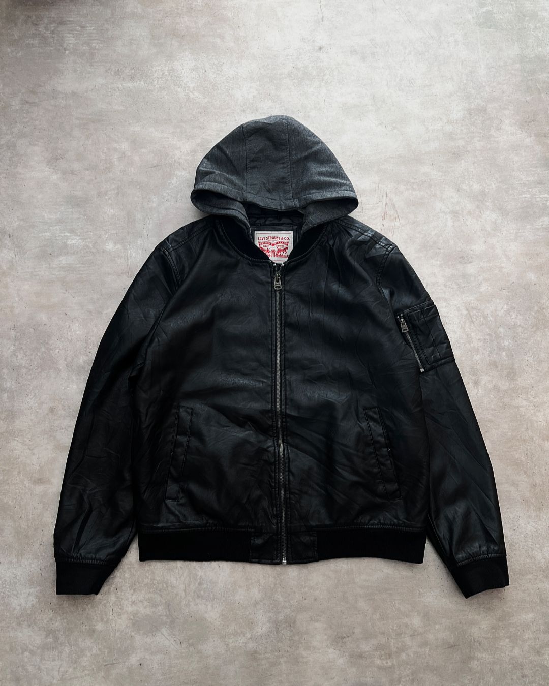 LEVI'S HOODED FAUX-LEATHER JACKT (XL)