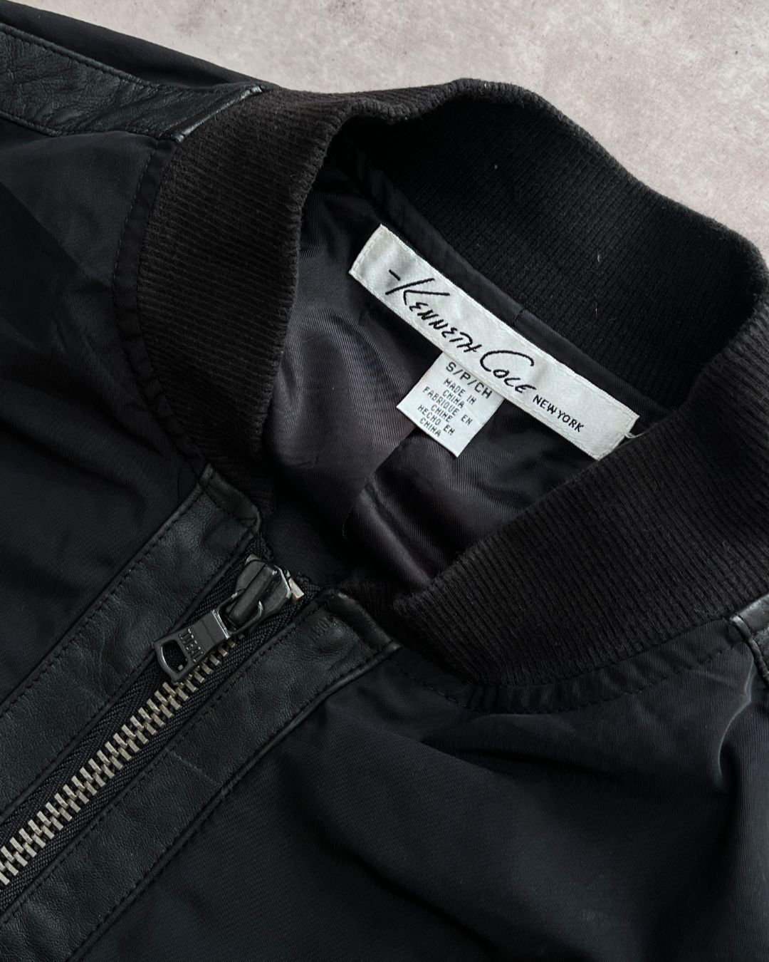 LEATHER BOMBER JACKET (S)