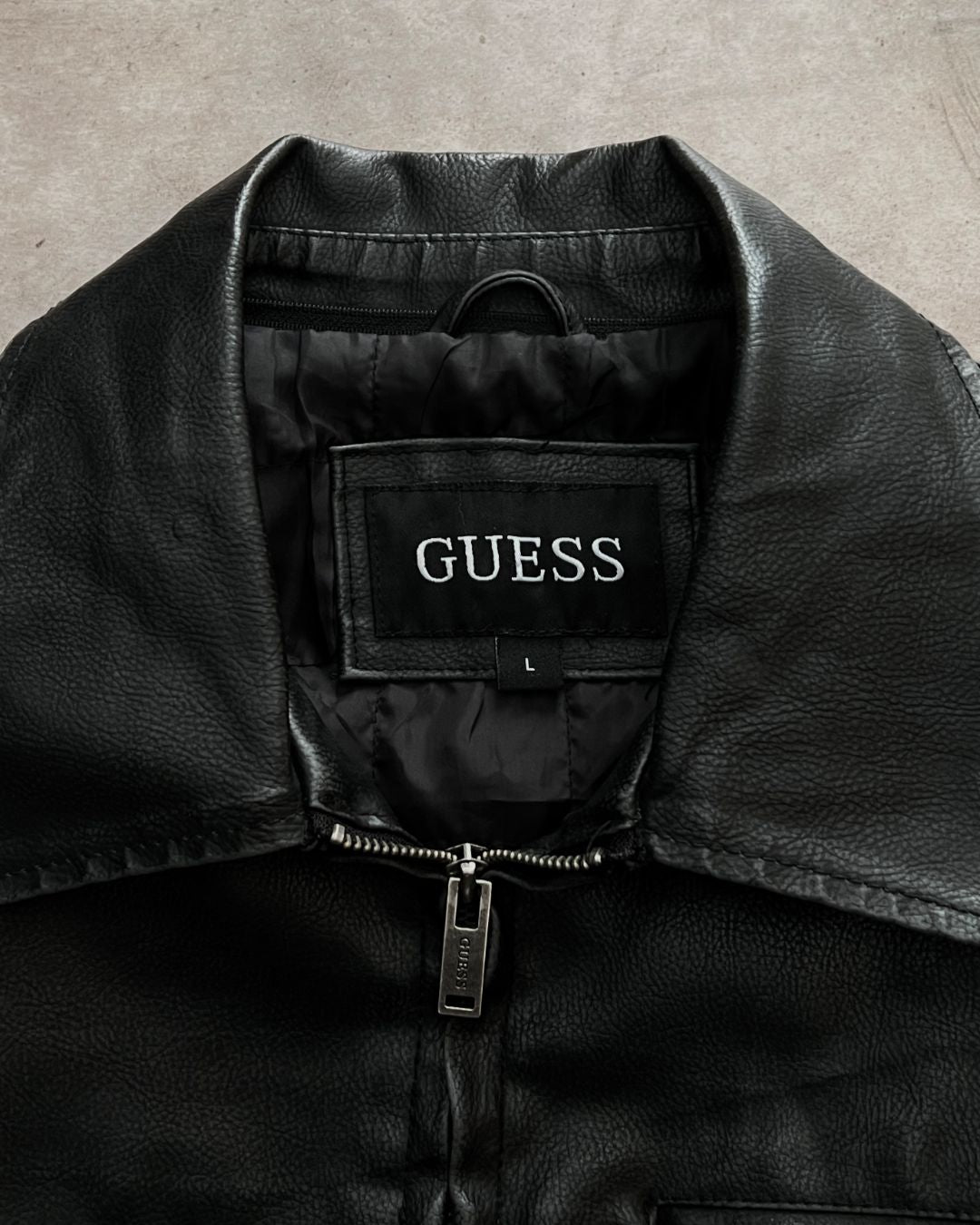 LEATHER GUESS JACKET (L)