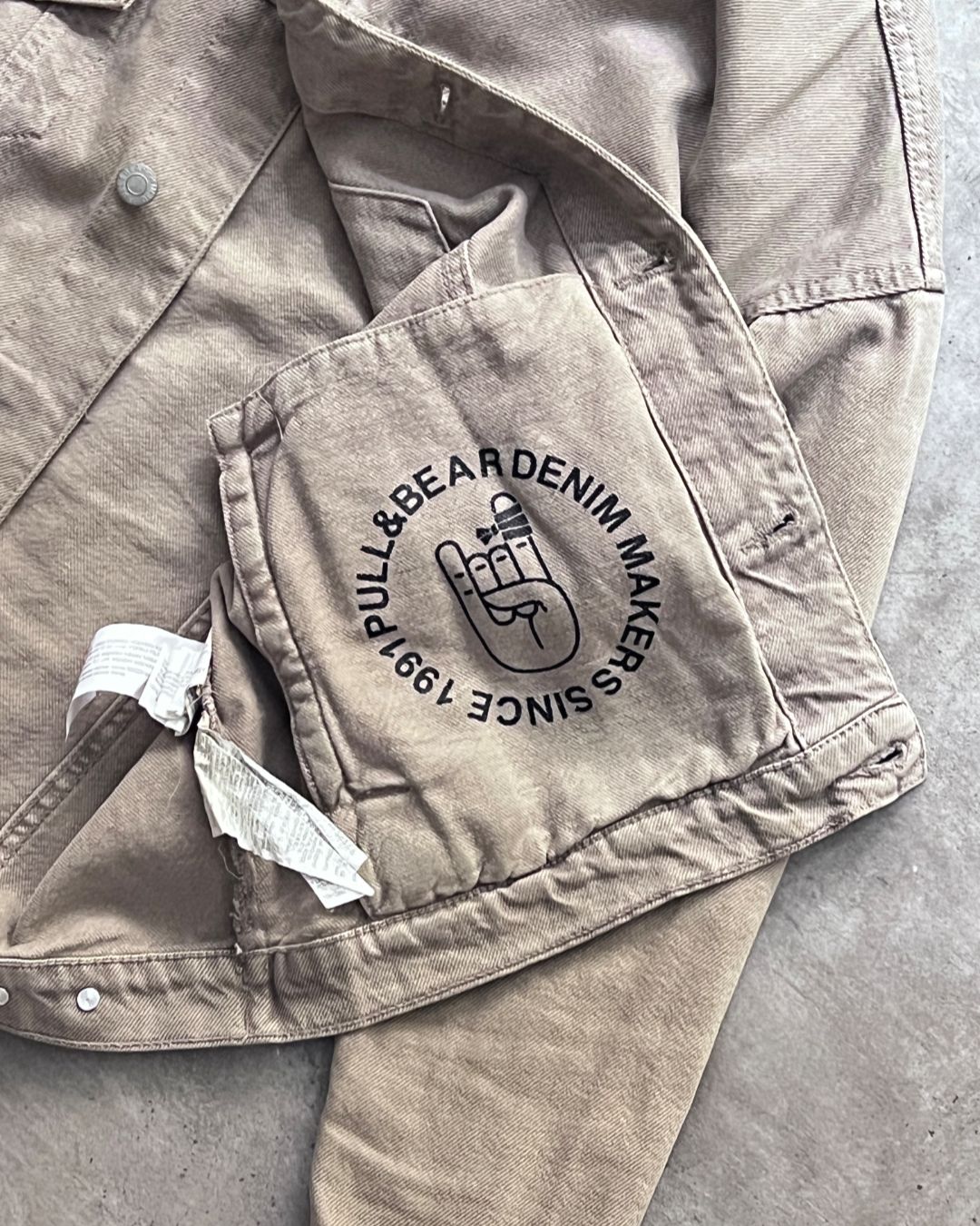 DENIM TRUCKER JACKET PULL&BEAR (M)