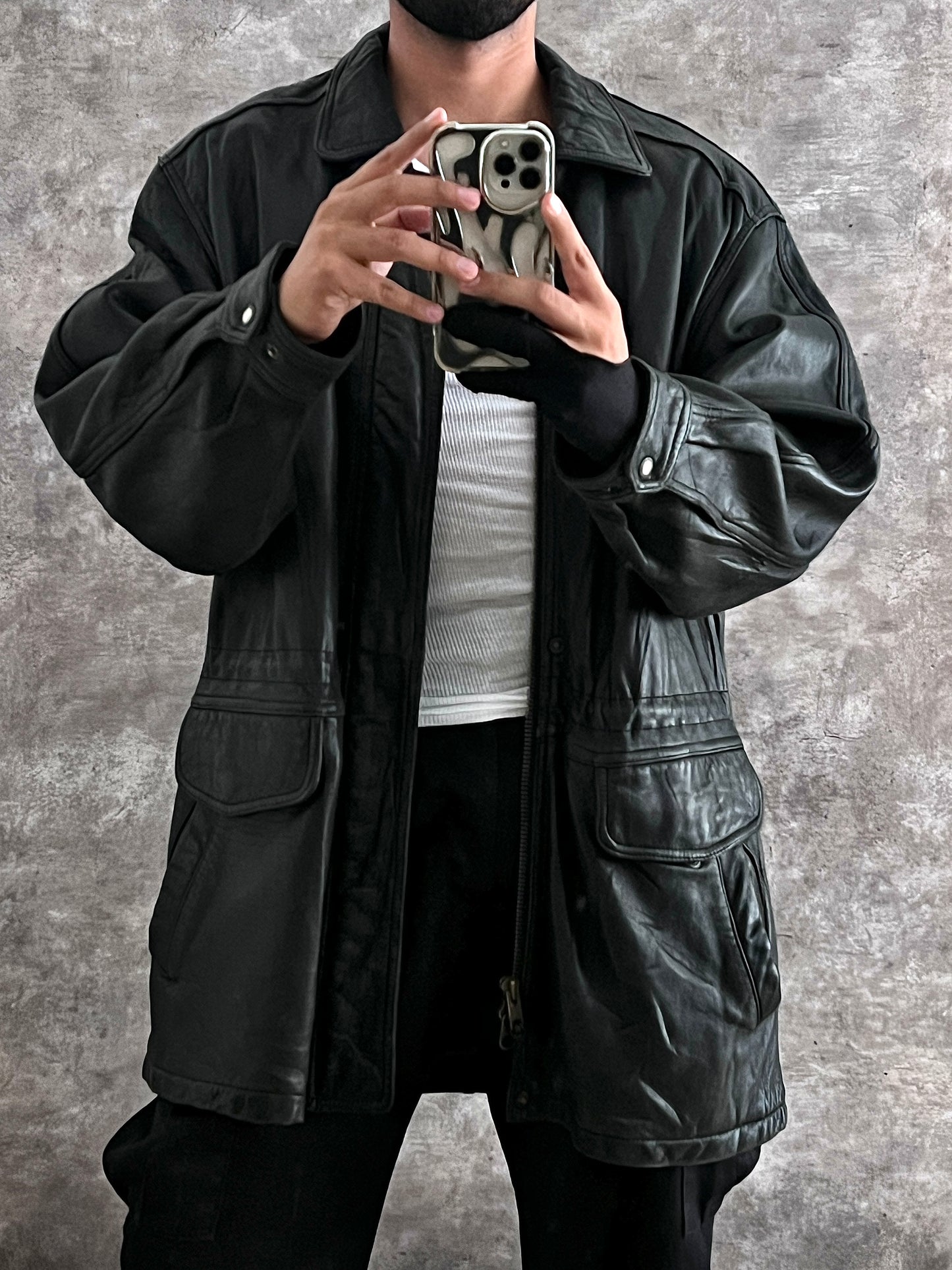 Gabardina de piel (XL)