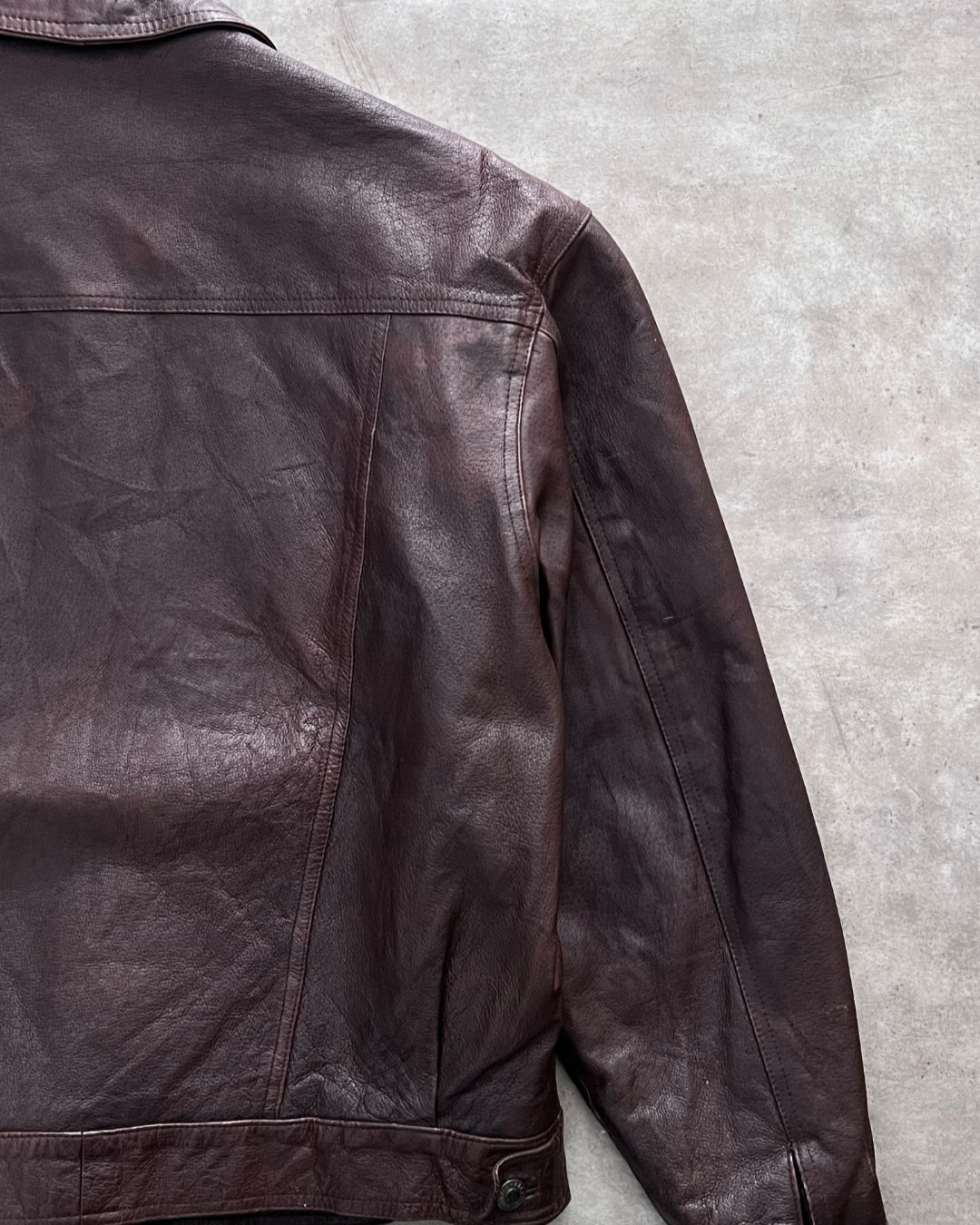 LEATHER JACKET BOXY FIT (M)