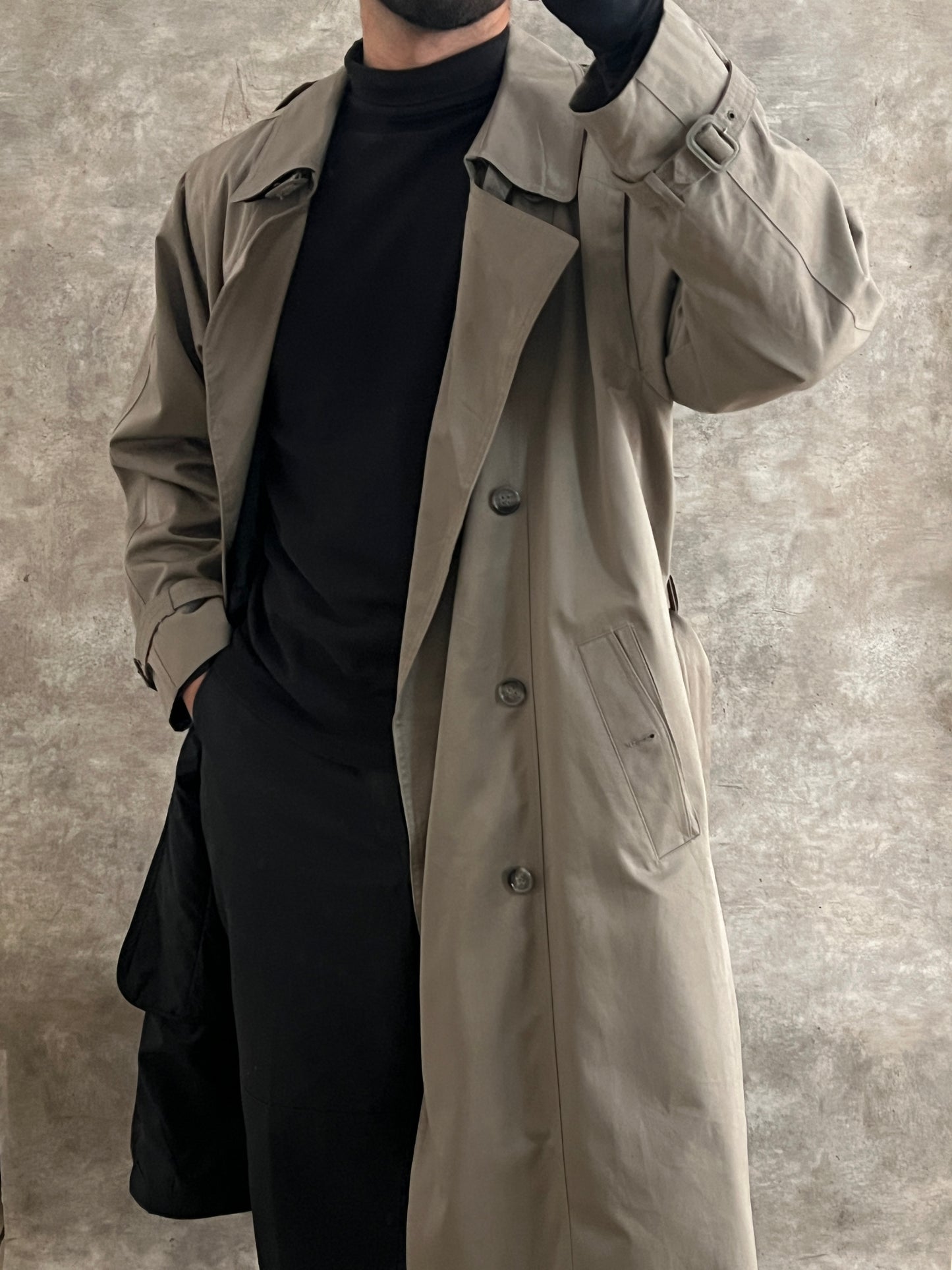 Gabardina London Fog, hecha en Korea (L)