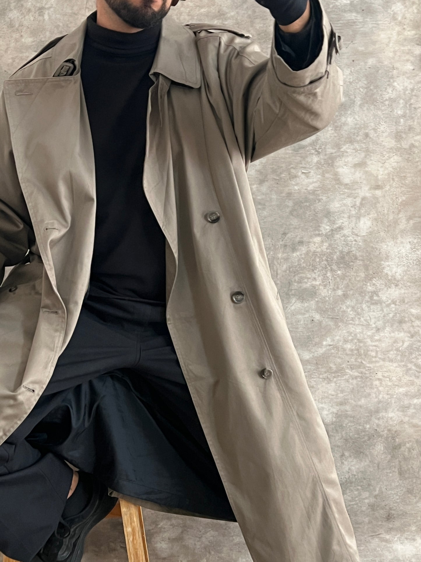 Gabardina London Fog, hecha en Korea (L)