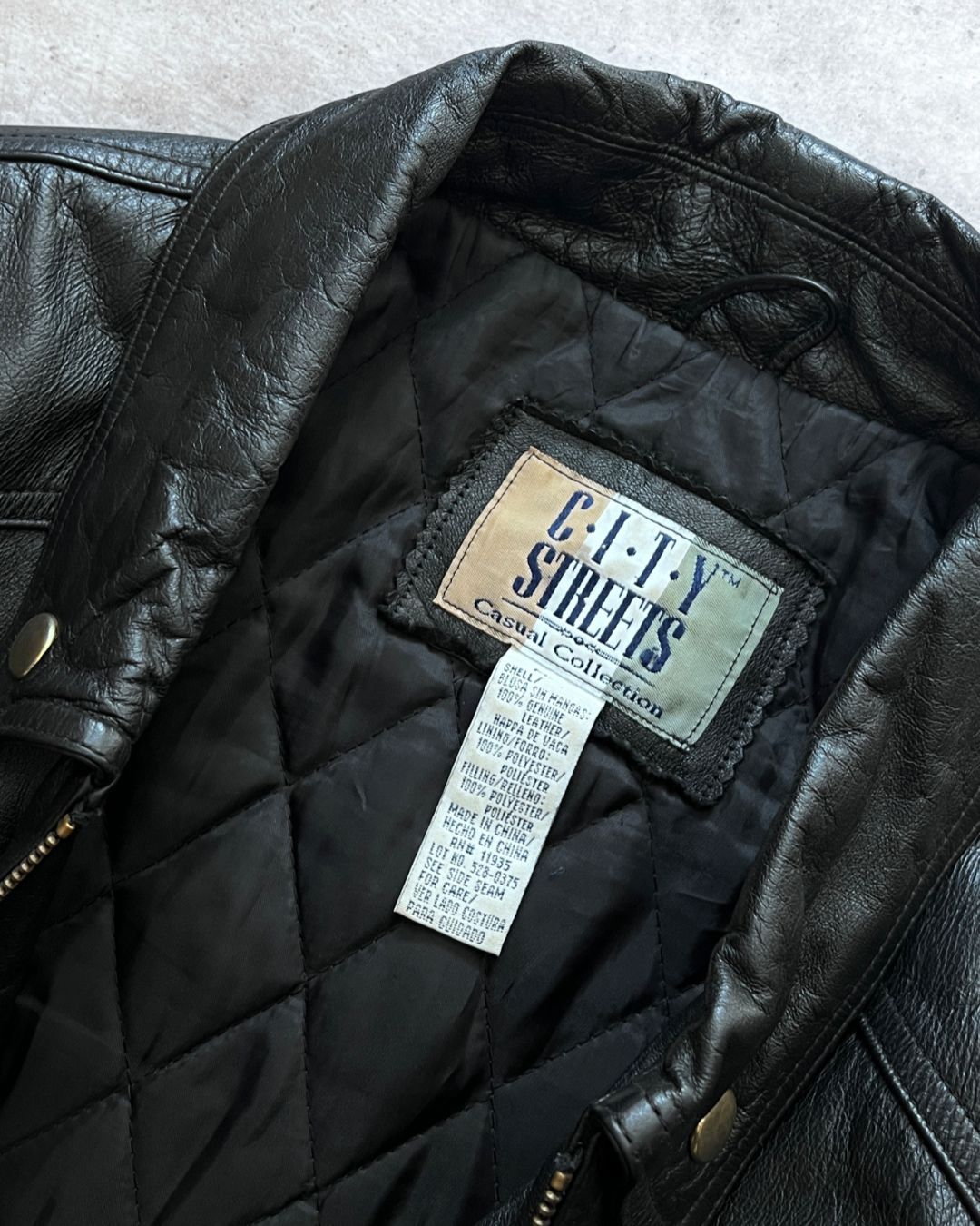 LEATHER BOMBER JACKET (M)