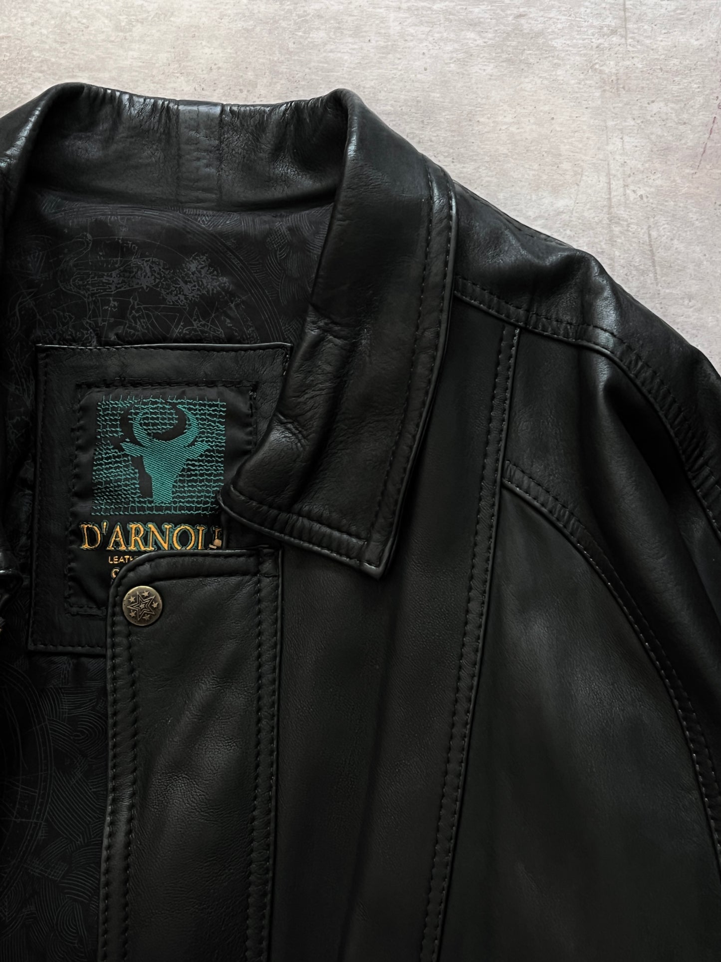 LEATHER JACKET (XL)