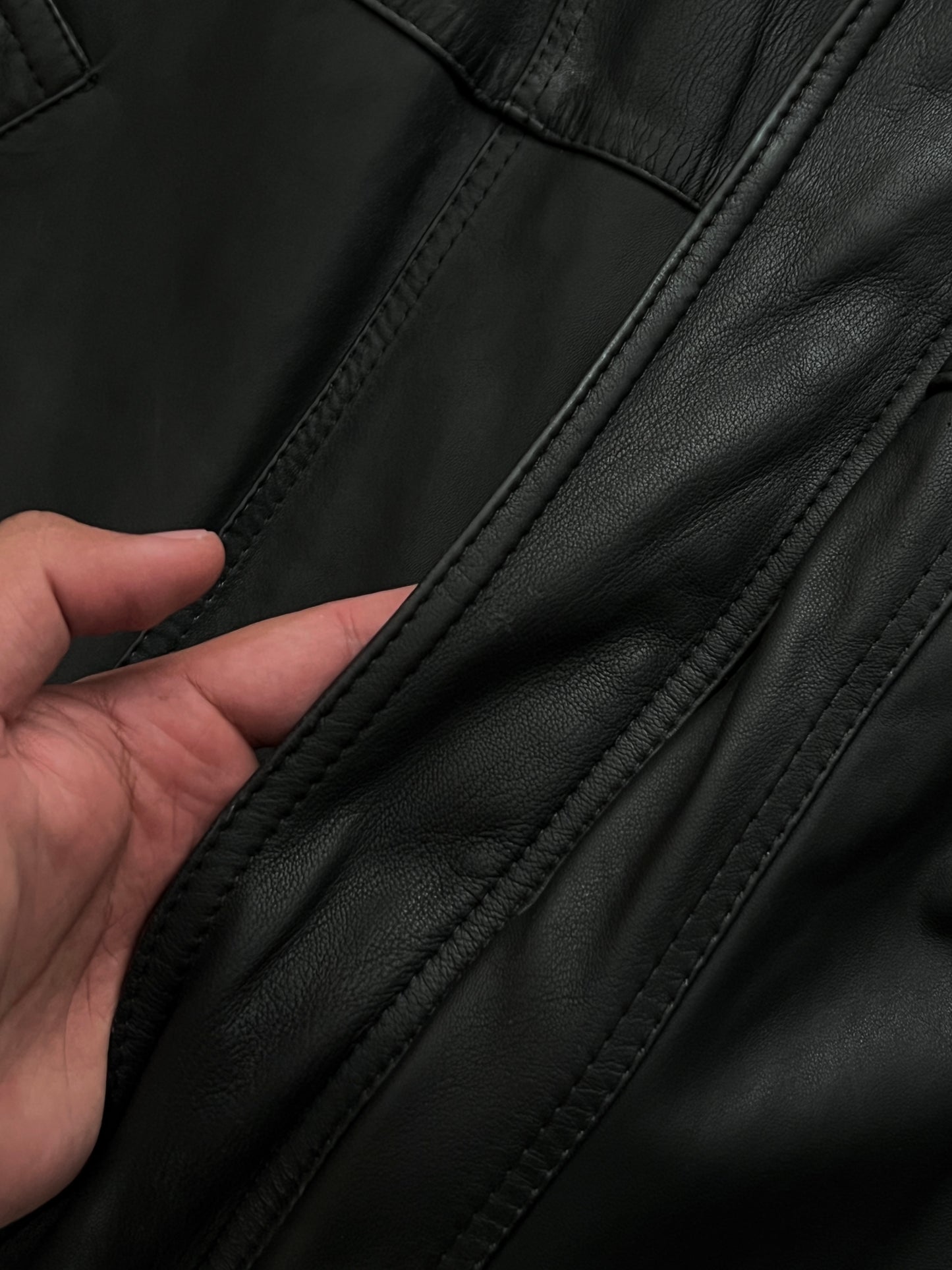 LEATHER JACKET (XL)