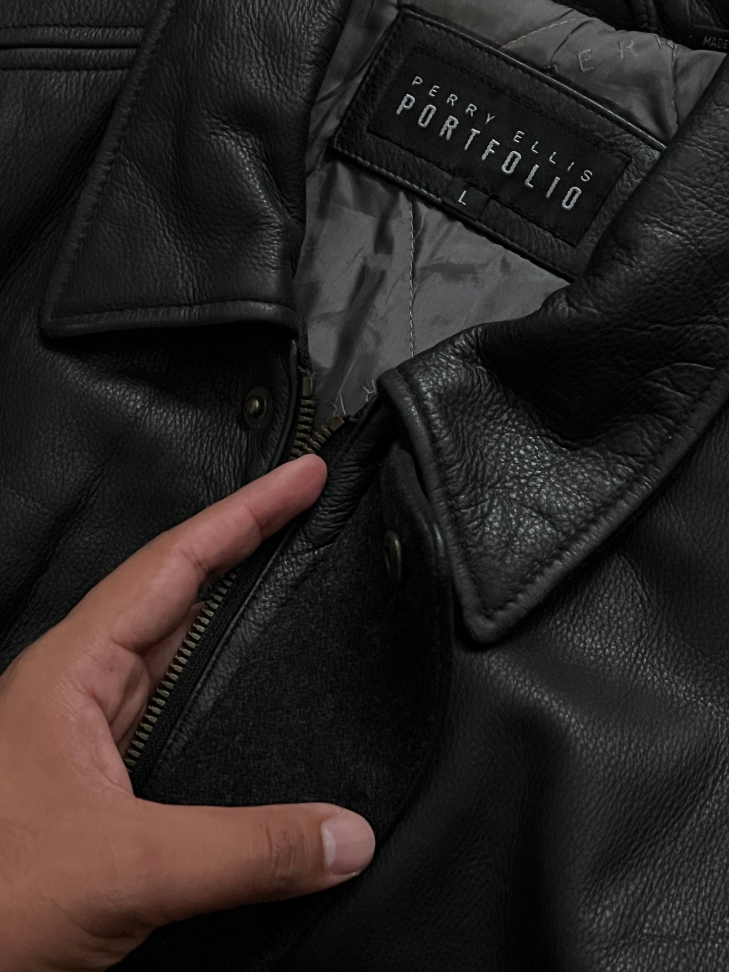 LEATHER JACKET BLACK (L)