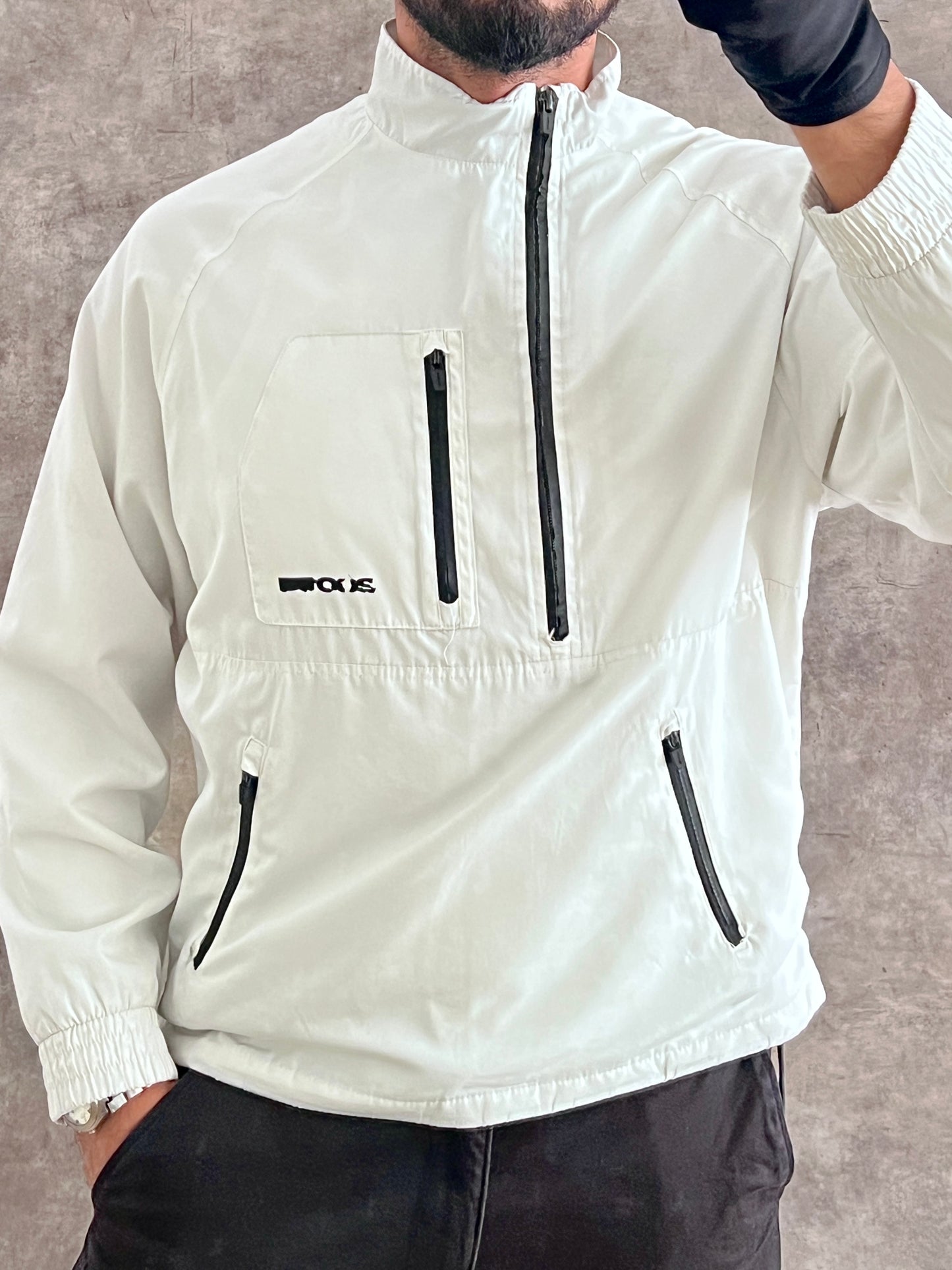 WINDBREAKER BERSHKA (S)