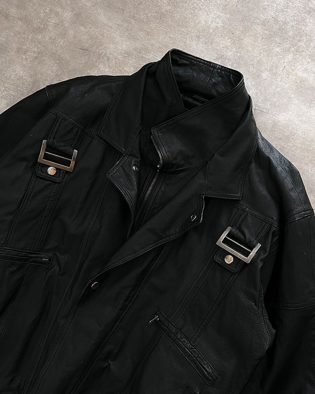 LEATHER BLACK JACKET (L/XL)