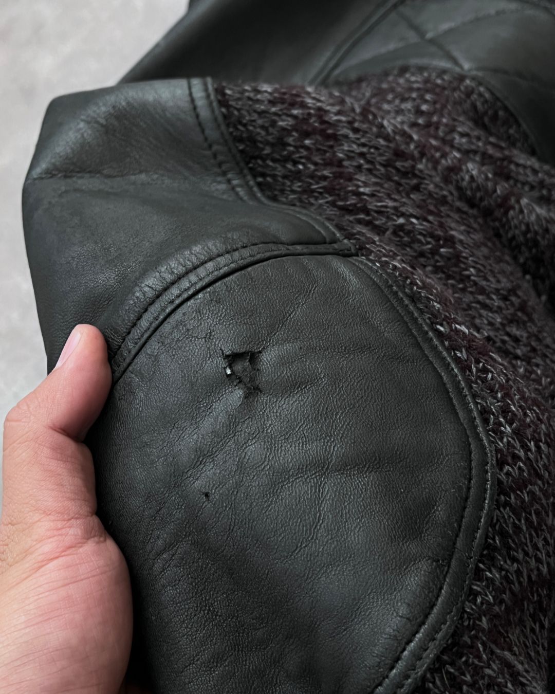 LEATHER VINTAGE JACKET (L)