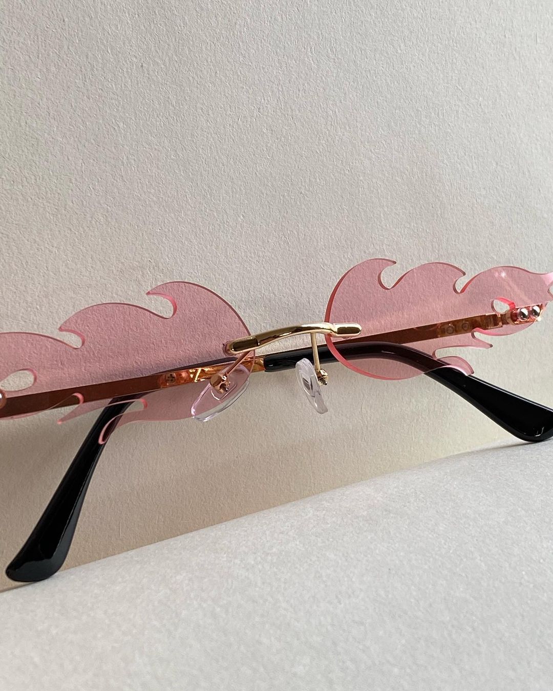 Gafas rosa pastel
