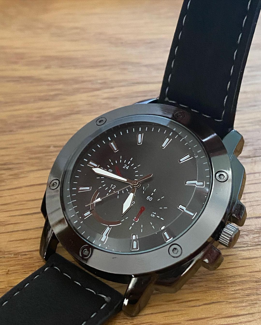 Super vintage style watch (new)