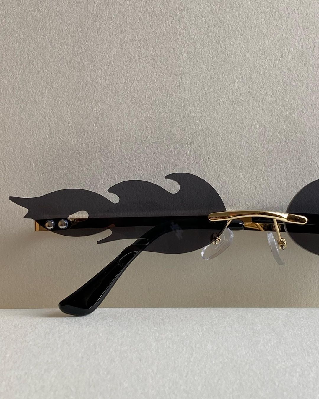 Gafas modelo fire oscuro