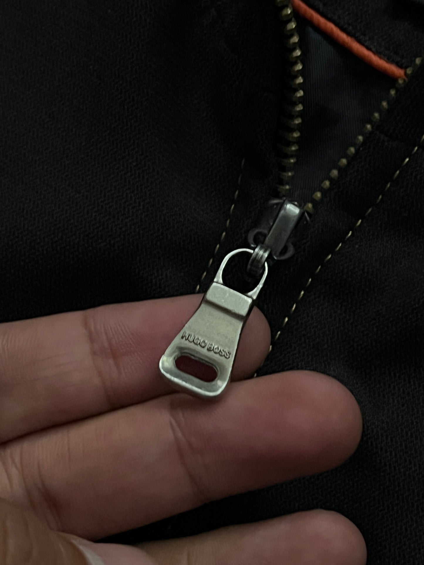 HUGO BOSS JACKET (L)