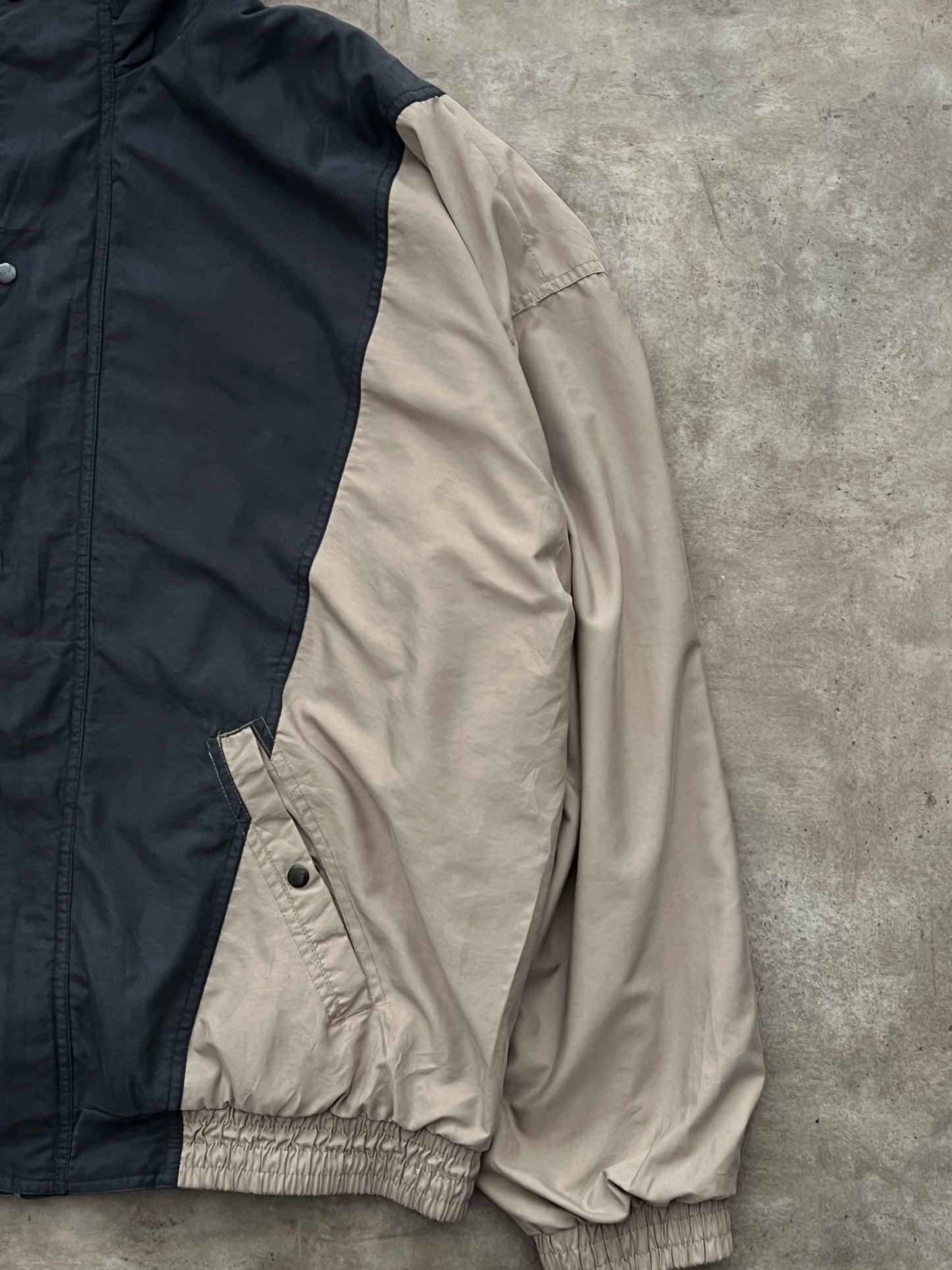 VINTAGE WINDBREAKER (XL)