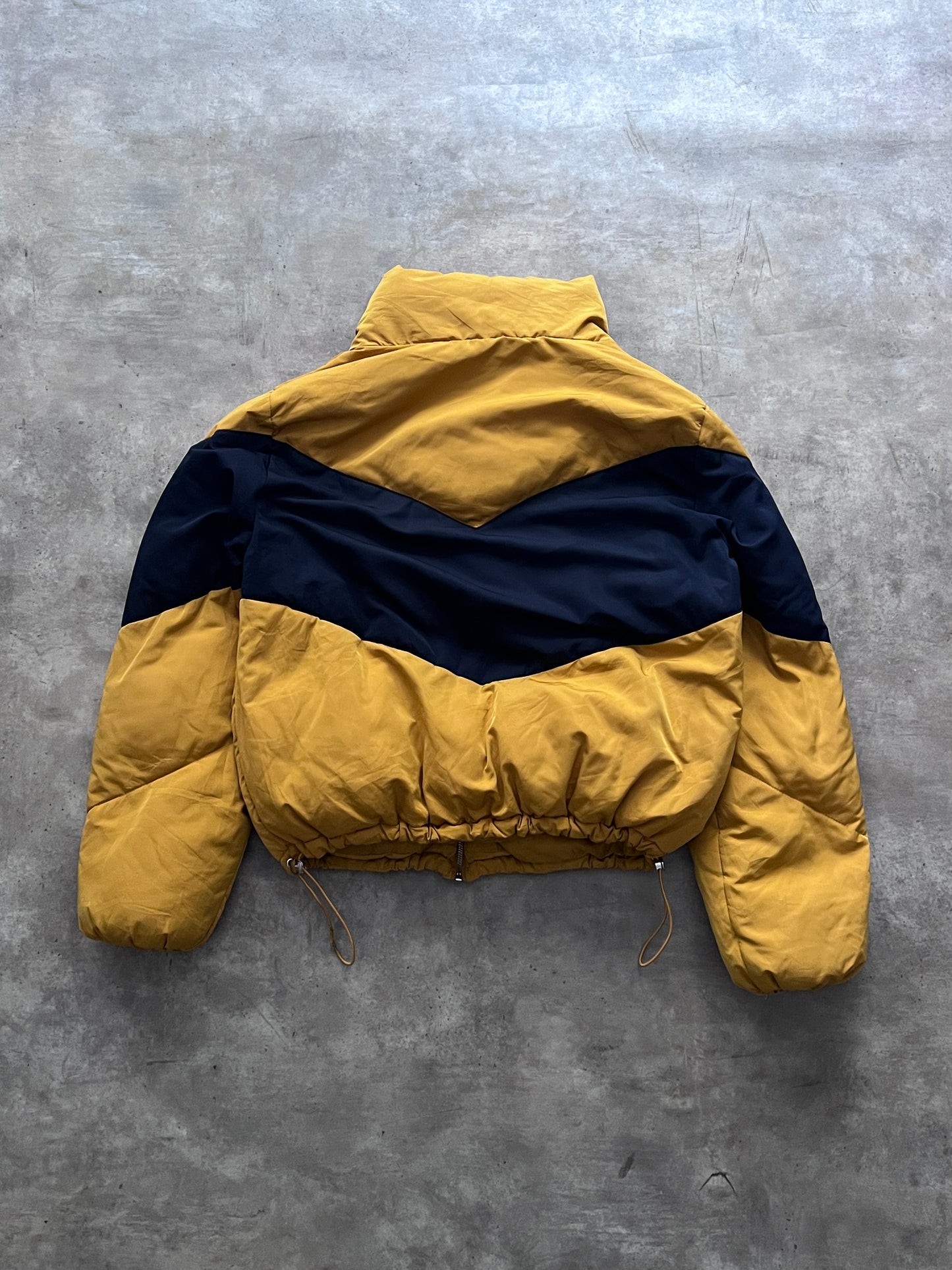 PUFFER V JACKET (S)