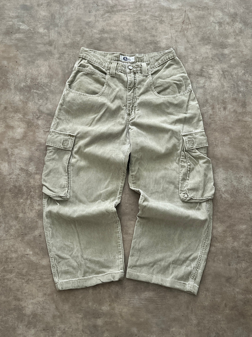 CARGO PANTS. (32X30)