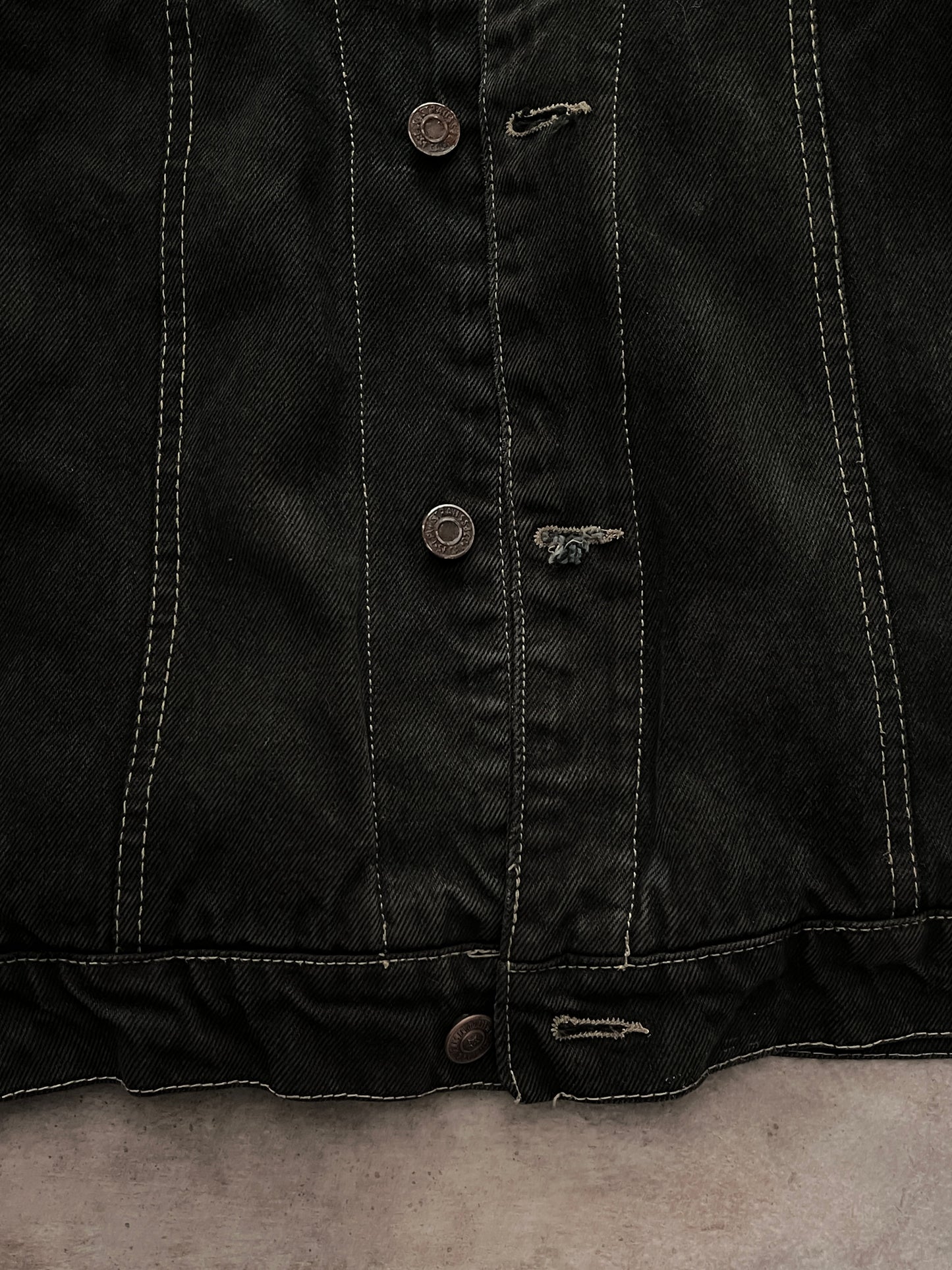 BLACK DENIM JACKET LEVI'S (L)