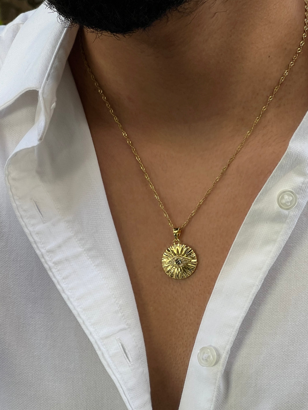 Gold-color stainless steel eye with inlay