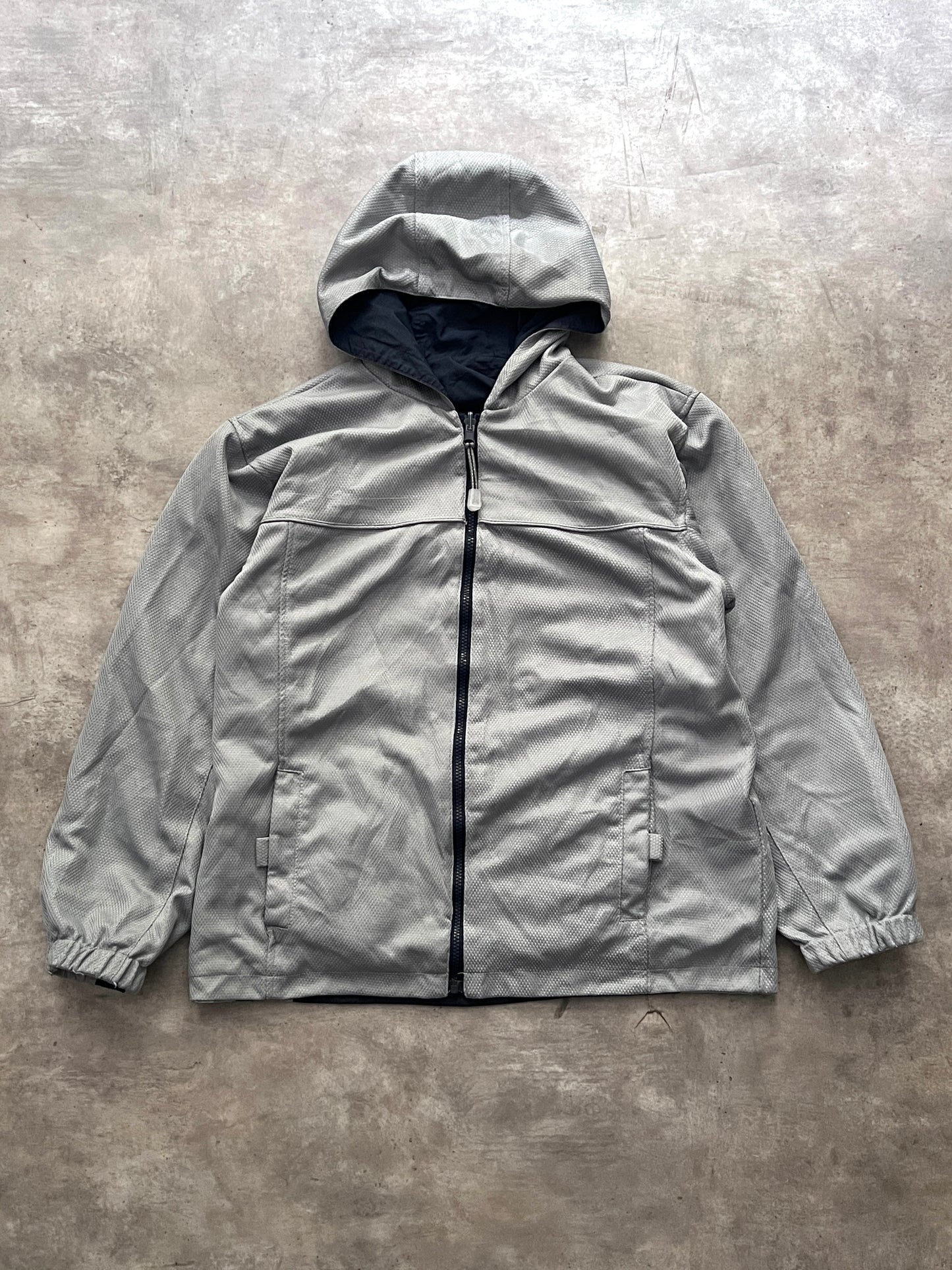 WINDBREAKER (S)