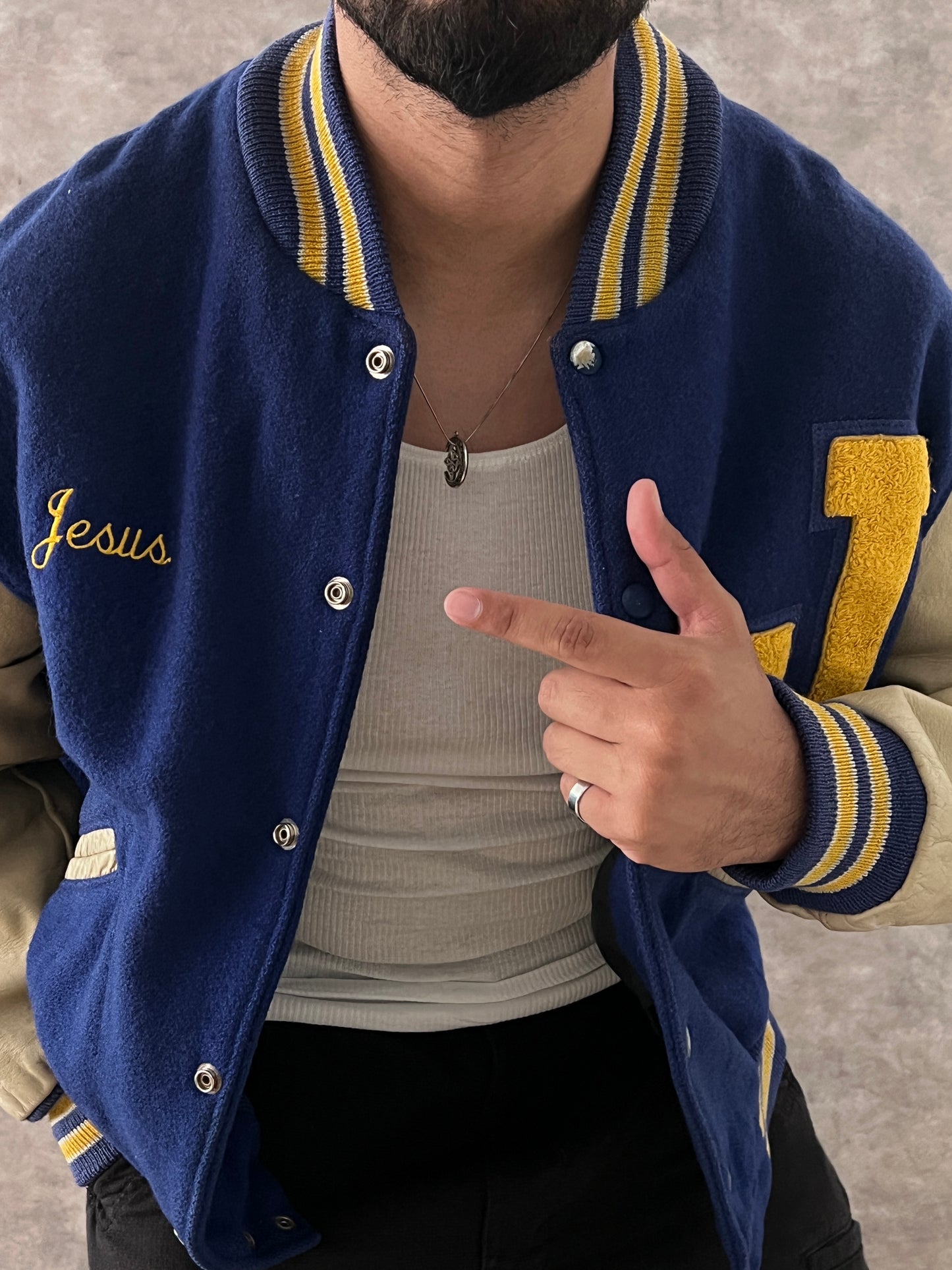 BOMBER JACKET (L)