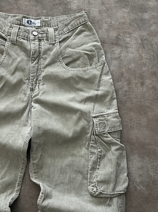 CARGO PANTS. (32X30)