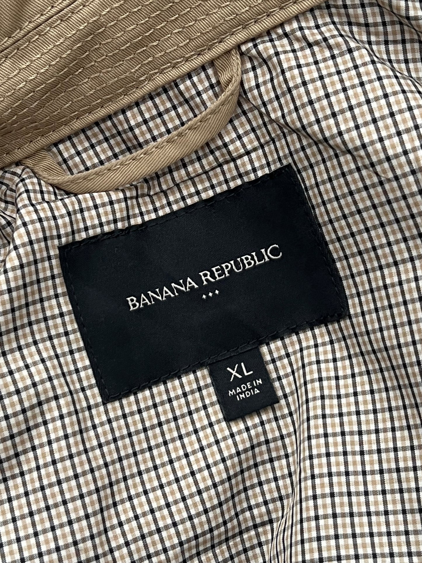 Gabardina Banana Republic Talla XL